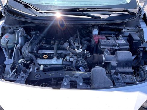 Used 2024 Nissan Versa S FWD image 10