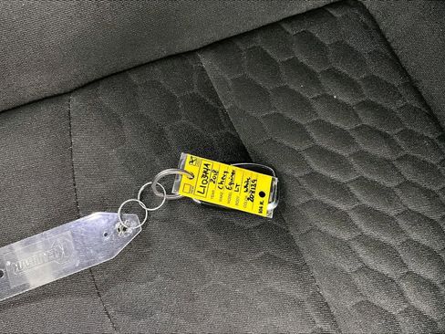 Used 2018 Chevrolet Equinox LT image 35