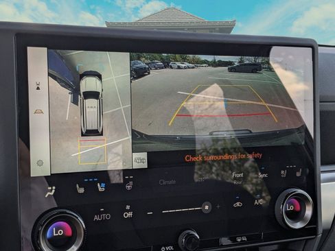 Certified 2025 Lexus GX 550 w/ Accessory Package (2T) image 12