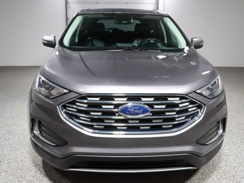 Used 2023 Ford Edge Titanium image 4