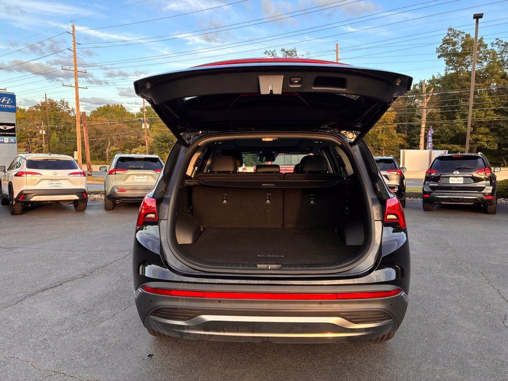Certified 2023 Hyundai Santa Fe Limited AWD/4WD image 11