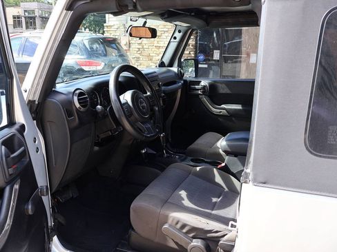 Used 2012 Jeep Wrangler Sport AWD/4WD image 15