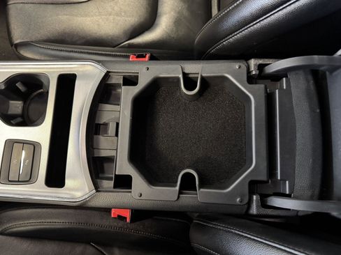 Used 2022 Ford Edge Titanium image 38