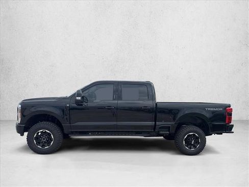 New 2026 Ford F250 XLT w/ XLT Premium Package AWD/4WD image 2