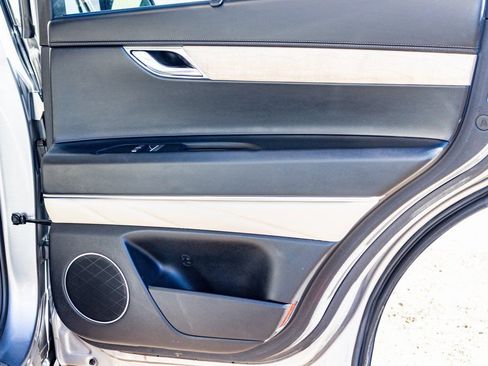 Used 2023 Genesis GV80 2.5T image 19