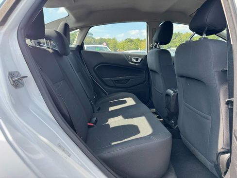 Used 2016 Ford Fiesta SE FWD image 17