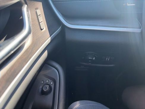 New 2025 Jeep Grand Cherokee Limited w/ Black Appearance Package image 18