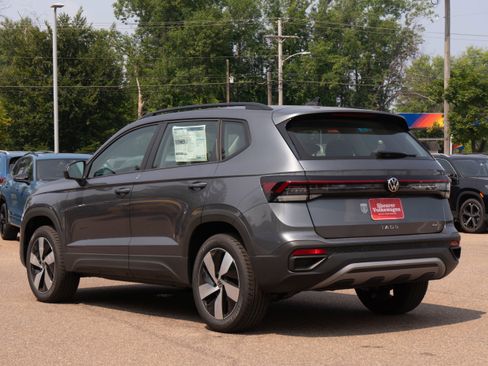 New 2025 Volkswagen Taos S image 4