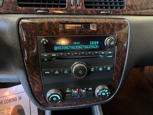 Used 2013 Chevrolet Impala LT image 18