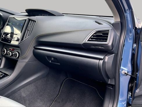 Used 2021 Subaru Crosstrek 2.5i Sport w/ Moonroof Package AWD/4WD image 19