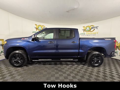 Used 2019 Chevrolet Silverado 1500 Custom Trail Boss w/ Custom Convenience Package AWD/4WD image 6