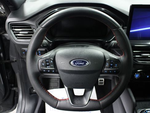 Used 2024 Ford Escape ST-Line w/ Tech Pack #1 image 17