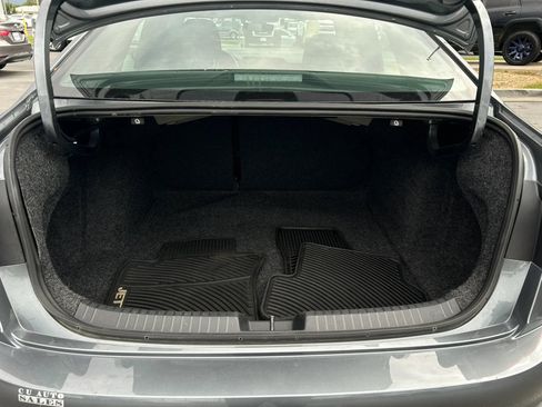 Used 2025 Volkswagen Jetta Sport FWD image 21