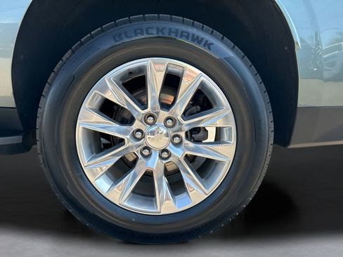 Used 2023 Chevrolet Suburban Premier RWD image 37