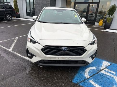 Used 2024 Subaru Impreza 2.0i Sport image 2