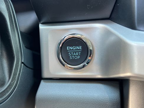 New 2025 Ford F250 XLT w/ Black Appearance Package image 26