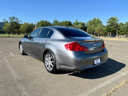 Used 2010 INFINITI G37 Journey w/ Premium Pkg RWD image 7
