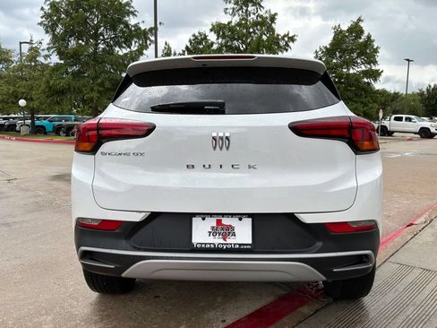 Used 2025 Buick Encore GX Preferred FWD image 7