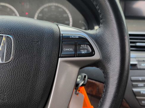 Used 2011 Honda Accord EX-L image 24