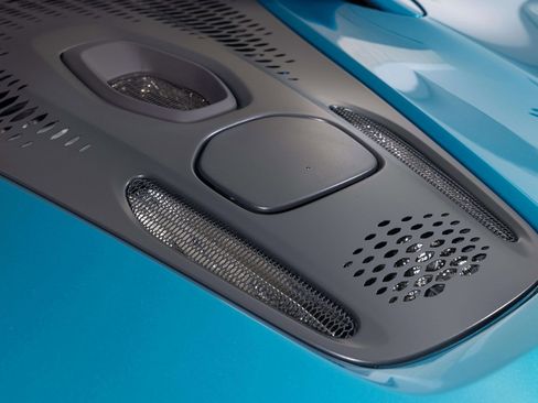 Used 2023 McLaren Artura image 35