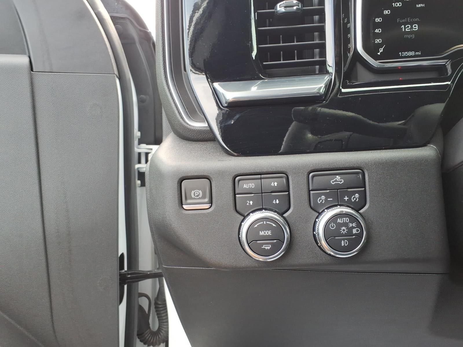 Certified 2023 GMC Sierra 1500 Elevation w/ X31 Off-Road Package AWD/4WD image 17