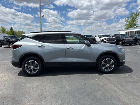 Certified 2023 Chevrolet Blazer LT w/ Convenience Package FWD image 6