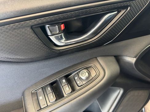 Used 2024 Subaru Outback Premium image 12