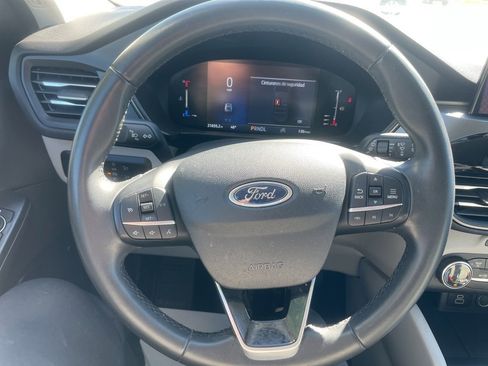 Used 2024 Ford Escape Active image 23