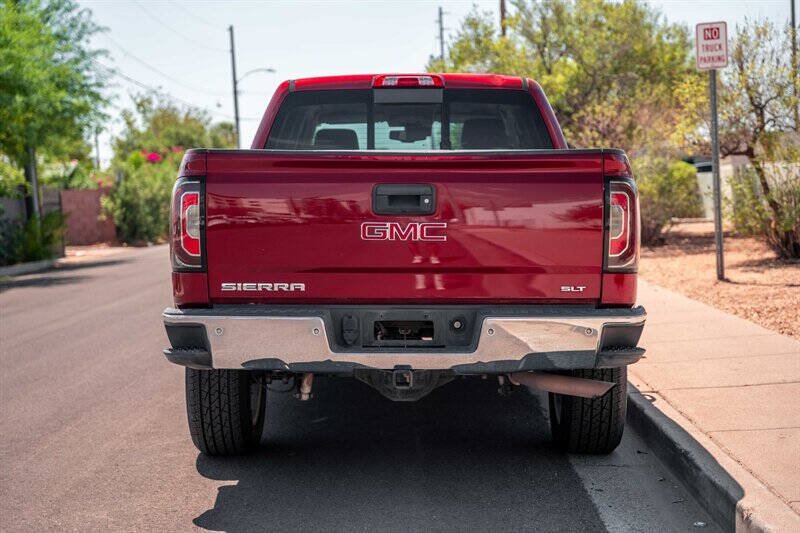 Used 2018 GMC Sierra 1500 SLT AWD/4WD image 4