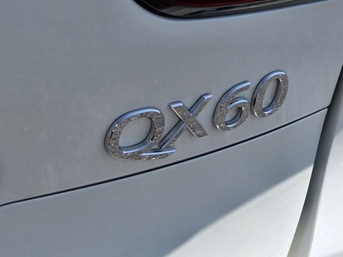 Used 2020 INFINITI QX60 Luxe w/ Essential Package FWD image 39
