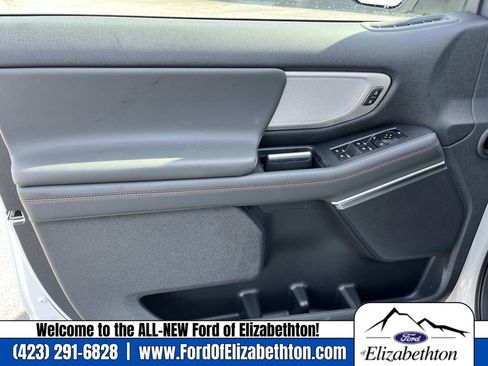 New 2025 Ford Expedition Max Active image 21