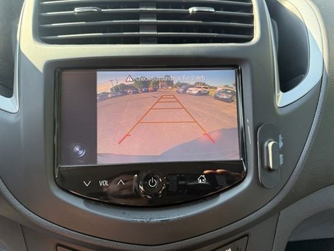 Used 2015 Chevrolet Trax LS w/ LPO, Protection Package FWD image 15