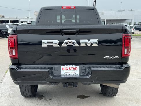 Used 2025 RAM 2500 Laramie AWD/4WD image 12