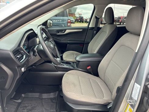 Used 2022 Ford Escape SE w/ Convenience Package image 17
