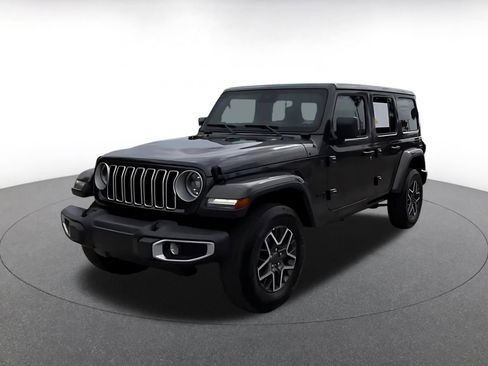 Used 2025 Jeep Wrangler Unlimited Sahara AWD/4WD image 7