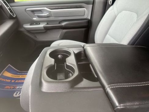 Used 2020 RAM 1500 Big Horn AWD/4WD image 18