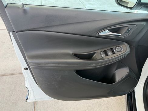 Used 2024 Buick Encore GX Sport Touring image 15