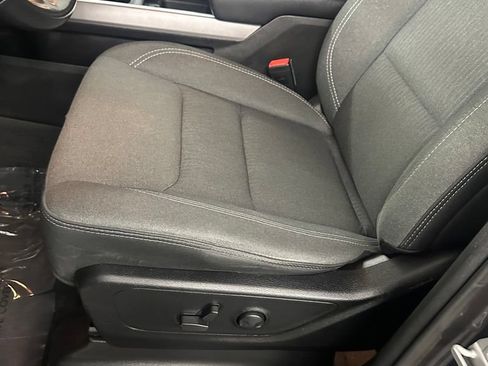 Used 2022 RAM 1500 Big Horn AWD/4WD image 13
