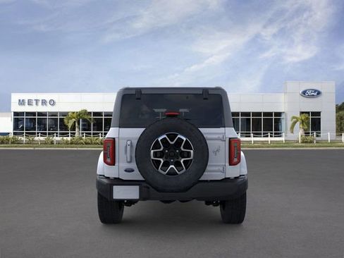New 2025 Ford Bronco Outer Banks image 5