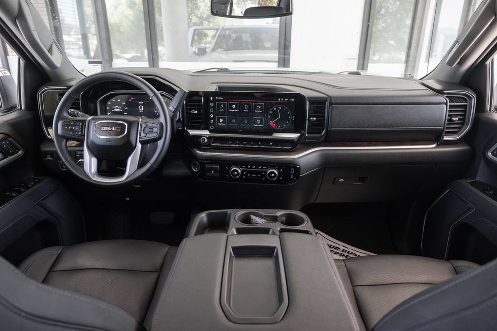 Used 2026 GMC Sierra 1500 SLT RWD image 24