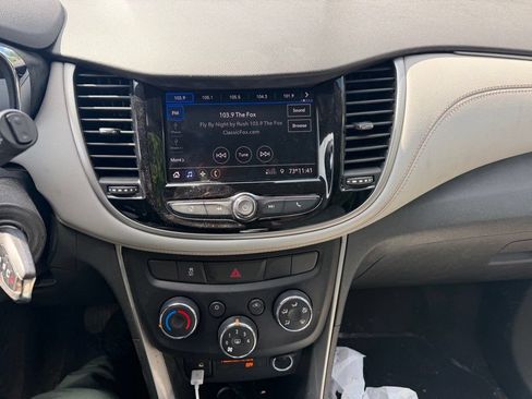 Used 2020 Chevrolet Trax LS w/ Tint and Cruise Package AWD/4WD image 6