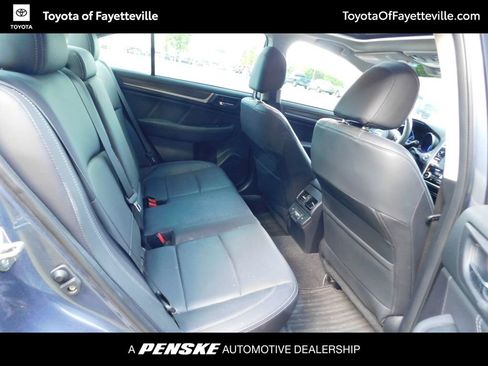 Used 2018 Subaru Legacy 2.5i Limited AWD/4WD image 6