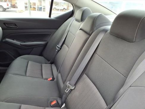 Used 2024 Nissan Altima 2.5 SV FWD image 15