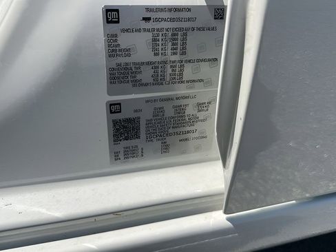 Used 2025 Chevrolet Silverado 1500 LT RWD image 31