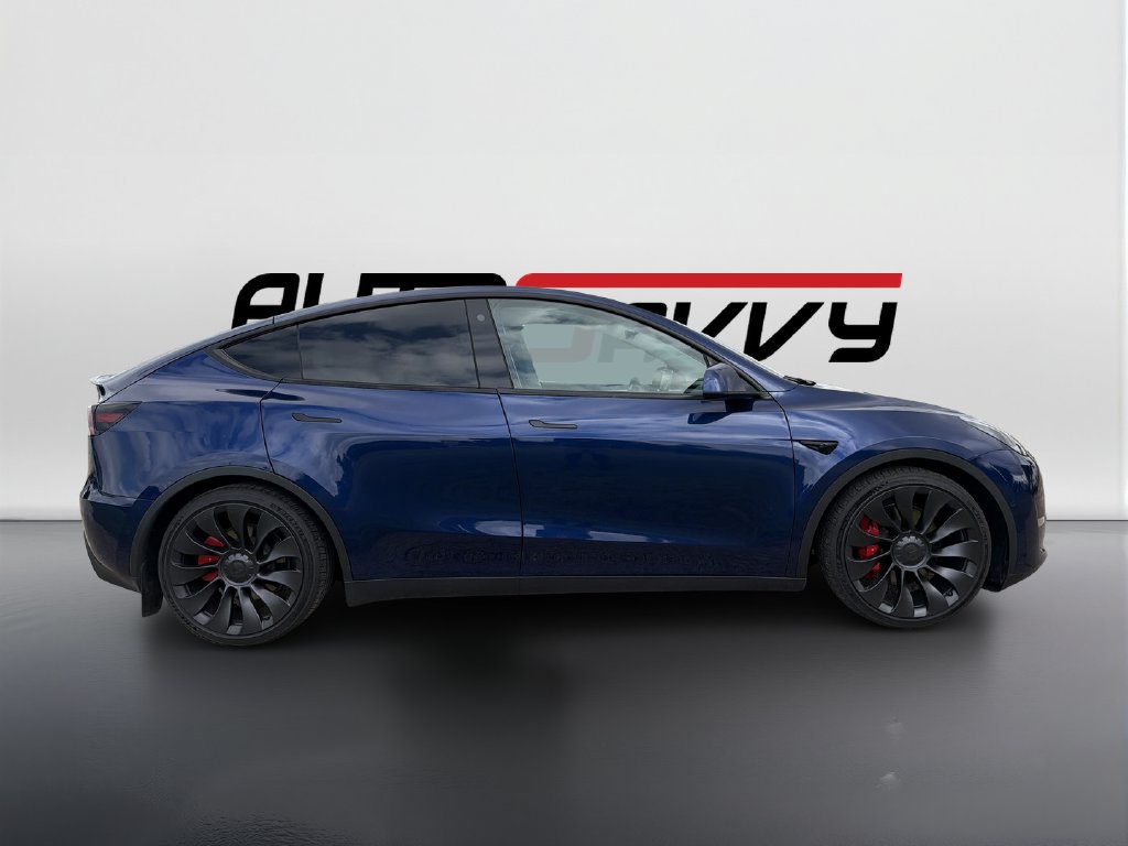 Used 2022 Tesla Model Y Performance AWD/4WD image 3