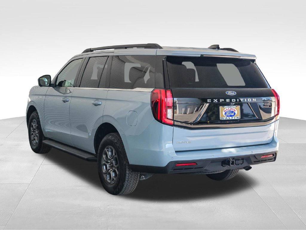 Certified 2025 Ford Expedition Active RWD image 8