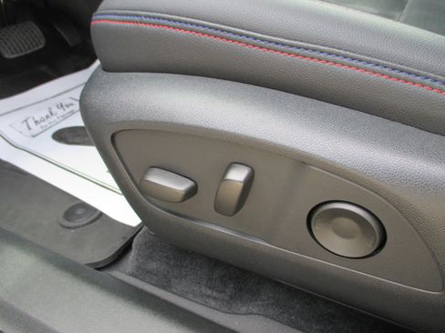 Used 2025 Chevrolet Blazer EV RS AWD/4WD image 18