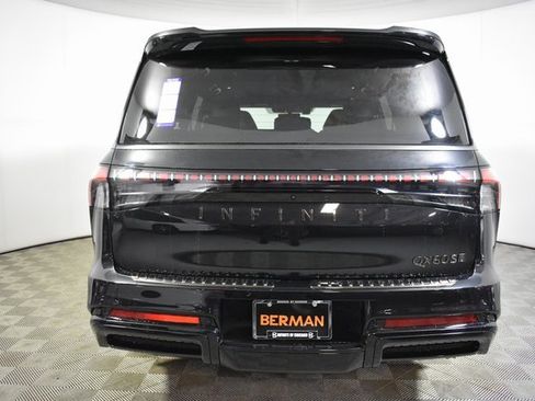 New 2026 INFINITI QX80 4WD image 4