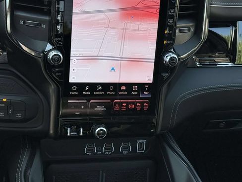 New 2026 RAM 2500 Limited AWD/4WD image 20