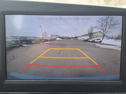 Used 2021 Hyundai Elantra SE image 30